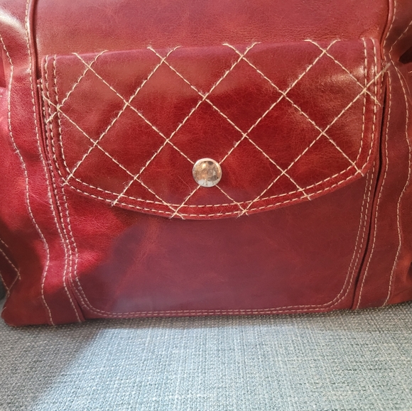 Stylish Red Purse - Picture 2 of 6
